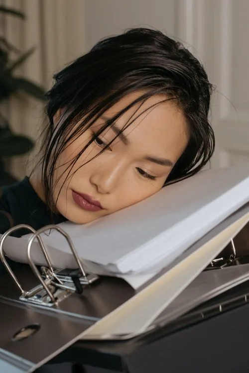Burnout Guru: Kenali Tandanya dan Cara Pulih Tanpa Berhenti Mengajar